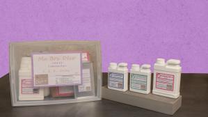 box-deco-couleur-violet-faire-soi-meme-son-beton-cire-kit-pret-a-lemploi-realiser-a-la-maison-son-enduit-decoratif-do-it-yourself-art-plastic-creation-manuelle-decoration-interieure-les-betons-de-clara