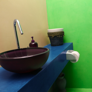 béton ciré coloré salle de bain design par les bétons de clara spécialiste du béton ciré réseau de franchise amélioration de l'habitat